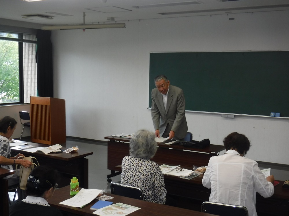 女性会役員会の様子