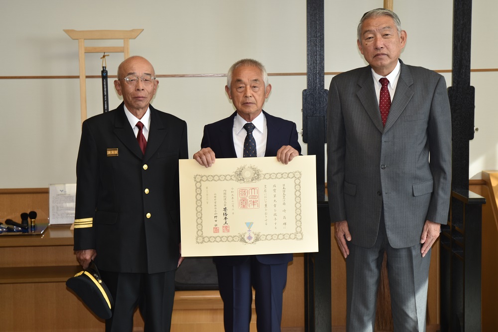 南崎さん　伝達式の様子