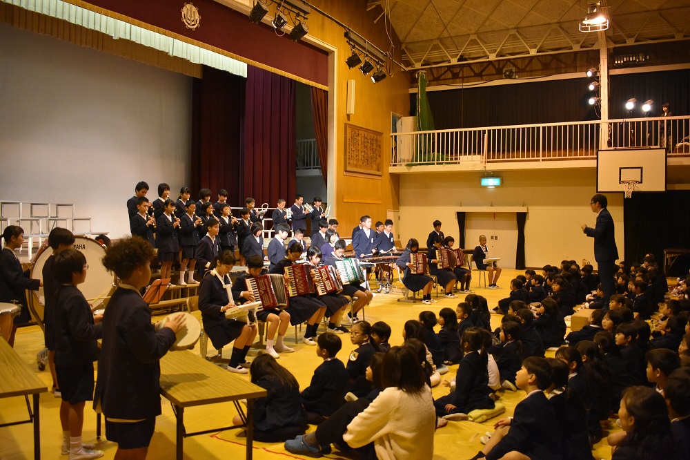 第三小学校　演奏