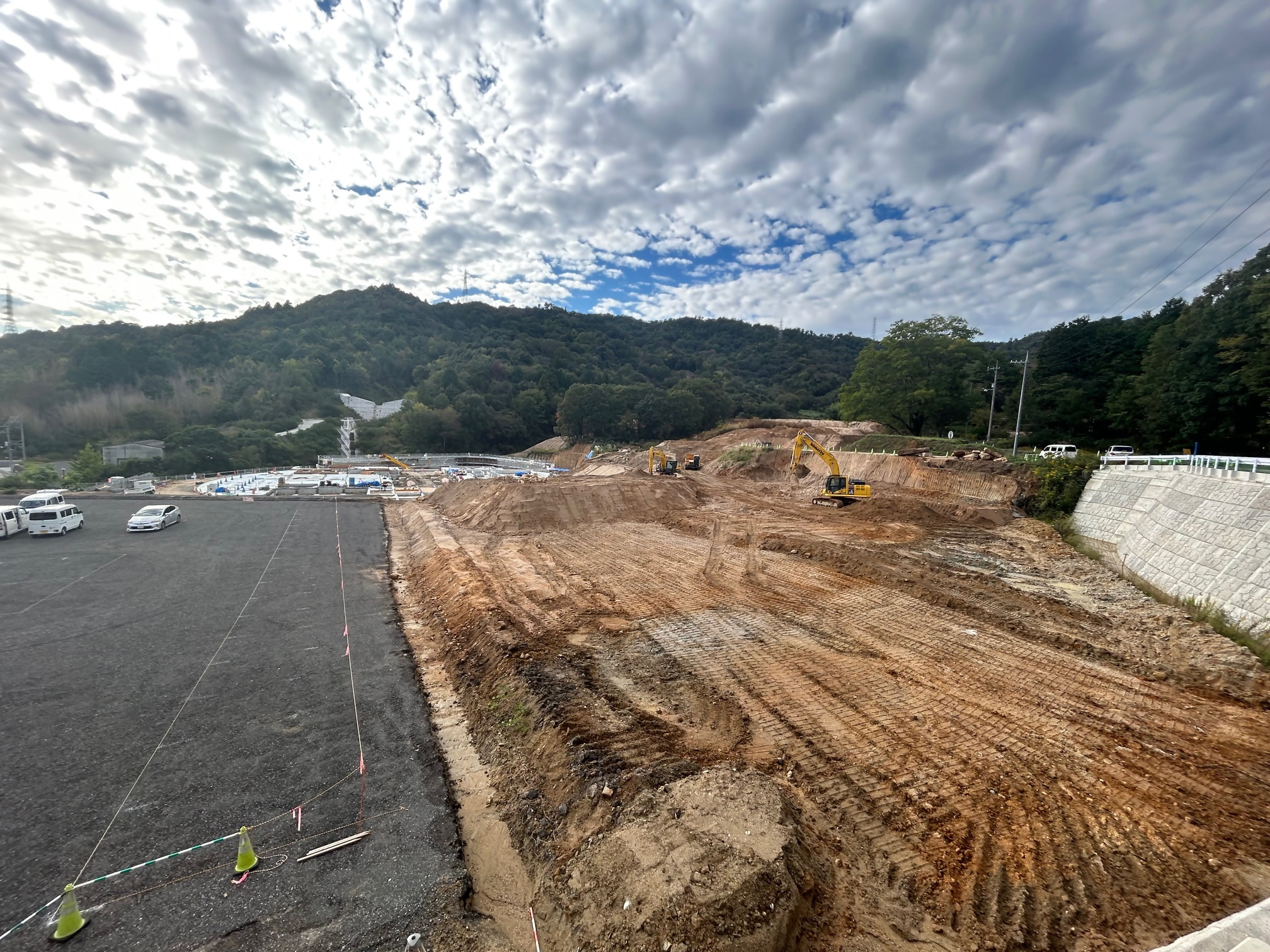 新施設建築現場（駐車場の姿）